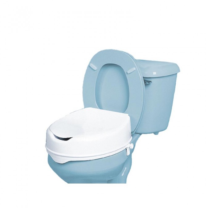 Toilet seat without outlet lid