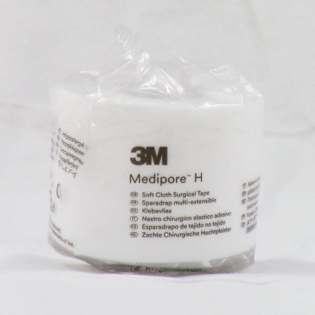 thumbnail image 2 of 3M Medipore H Soft Cloth Surgical Tape – Box Of 12 Rolls (2in X 10yds) – Hypoallergenic, Unopened With 2026/2027 Expiry 2 of 5